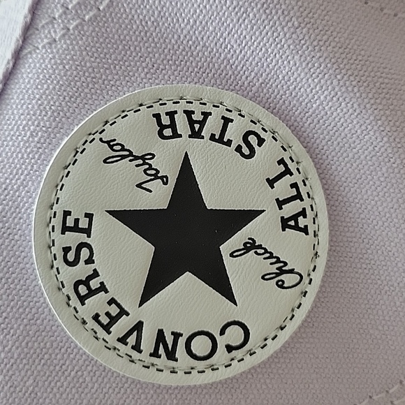 Converse High Top Brand new in the box no lid authentic. - Picture 3 of 16